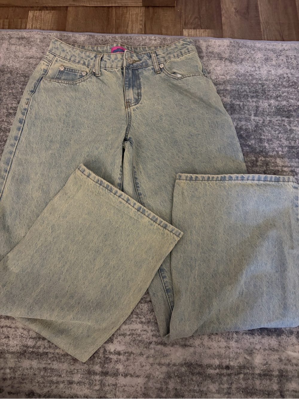 Edikted Magda Acid Wash Jeans